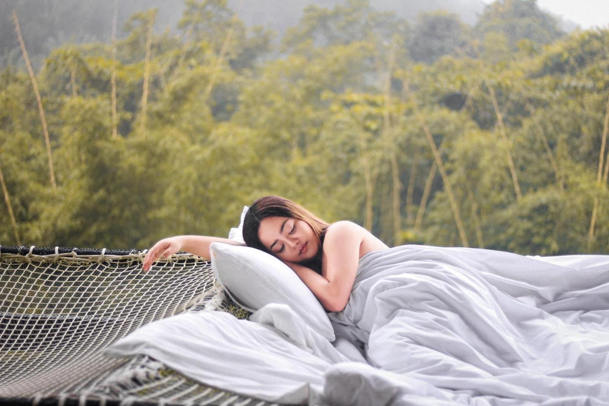 Отель Tanoshi Glamping In Khao Sok Khao Sok National Park Экстерьер фото